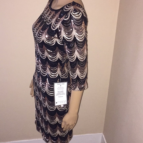 ✨✨🎉SEQUINED BODYCON DRESS 💥💥✨💖 - Picture 5 of 7